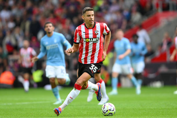 不仅让队友 不仅让队友